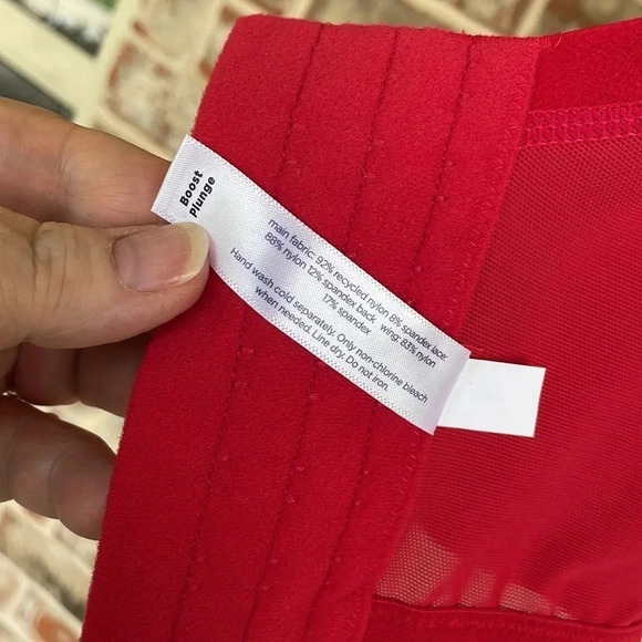 Cacique Red Boost Plunge Appliqué  Underwire Bra - Picture 11 of 13